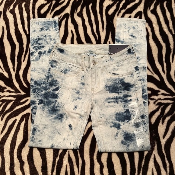 AEO Bleached Tye-Dye Skinny Jeans - Picture 6 of 8